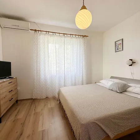 Mihaela Διαμέρισμα