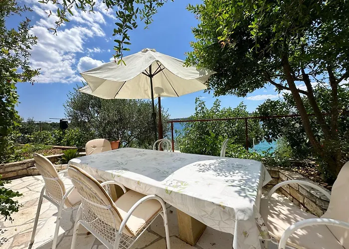 Mihaela Lägenhet Trogir