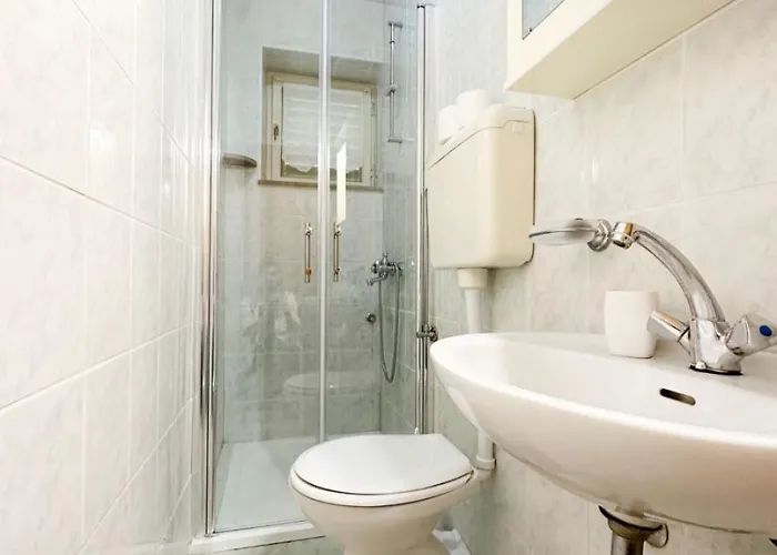 Mihaela Lägenhet Trogir